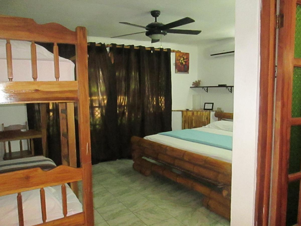 Puerto Viejo de Talamanca Hotel Bugabutik מראה חיצוני תמונה